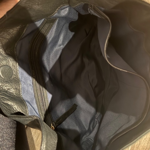 Cole Haan Felicity Hobo Handbag – Classic, Soft Leather Shoulder Bag Black - Picture 5 of 11